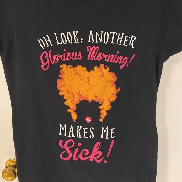 Disney Hocus Pocus graphic tee - Picture 4 of 10